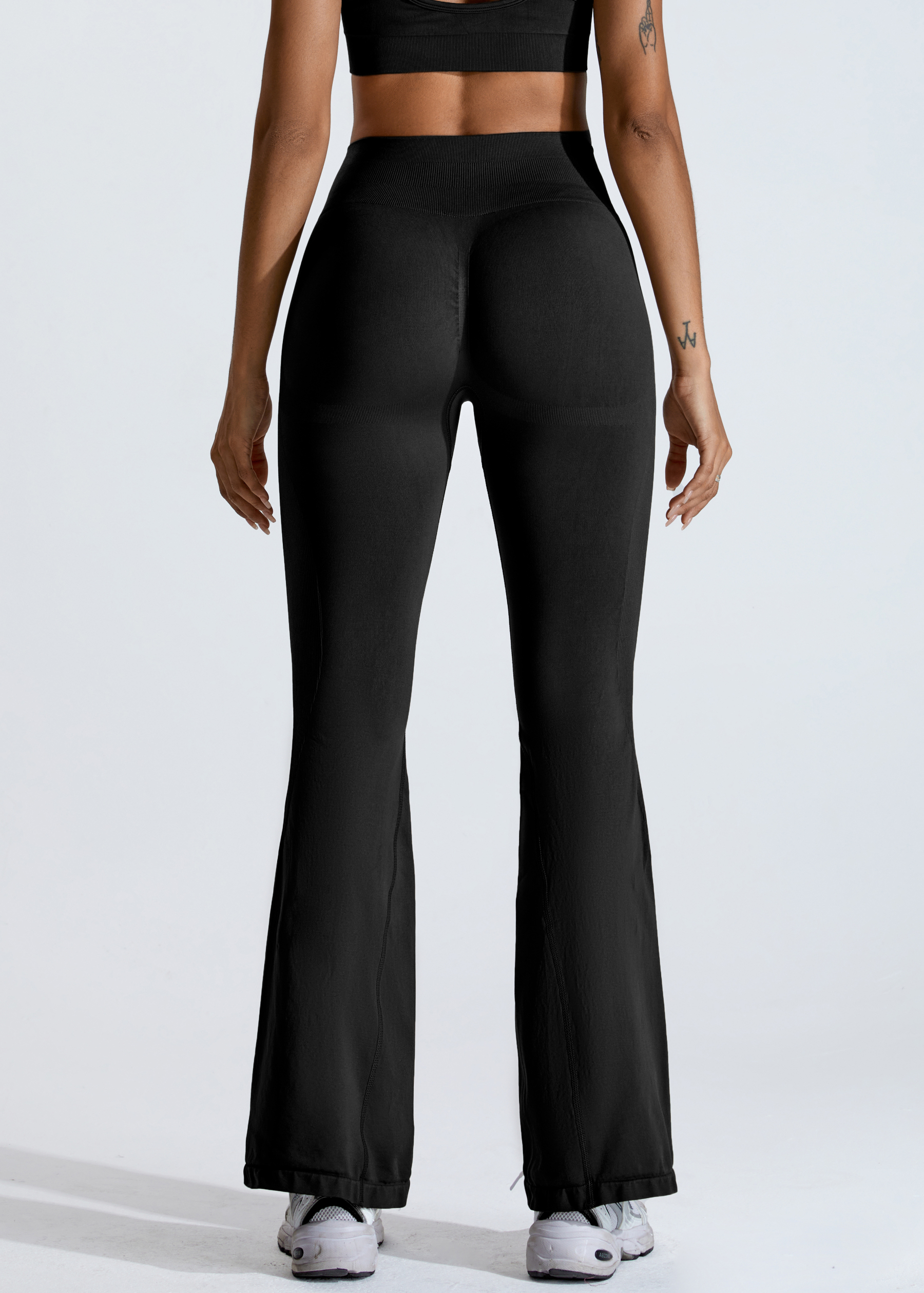 Customized Seamless Skinny Hip Lifting Yoga Flared Pants