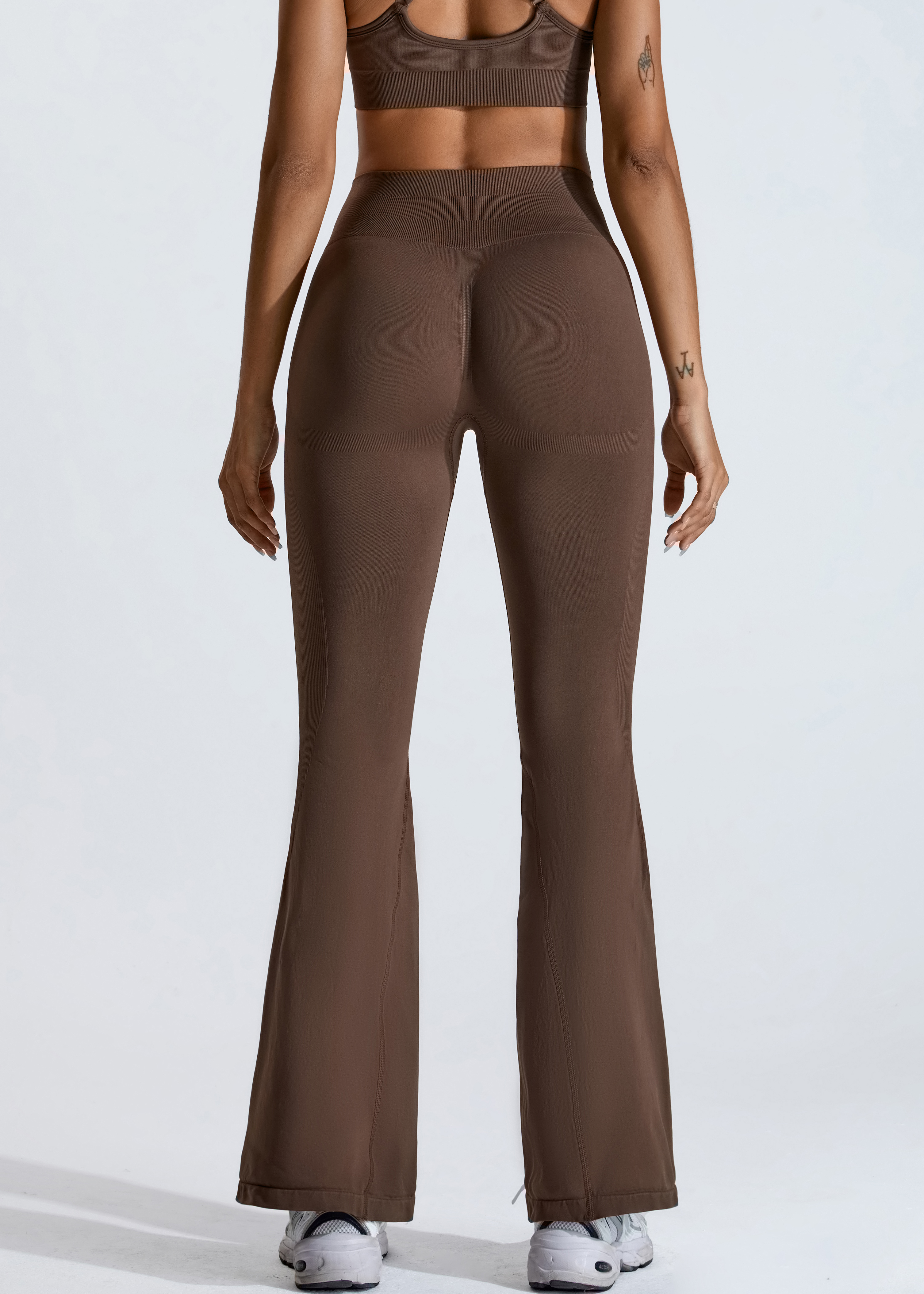 Customized Seamless Skinny Hip Lifting Yoga Flared Pants