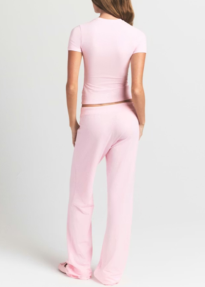 Custom-made long-sleeved sports top