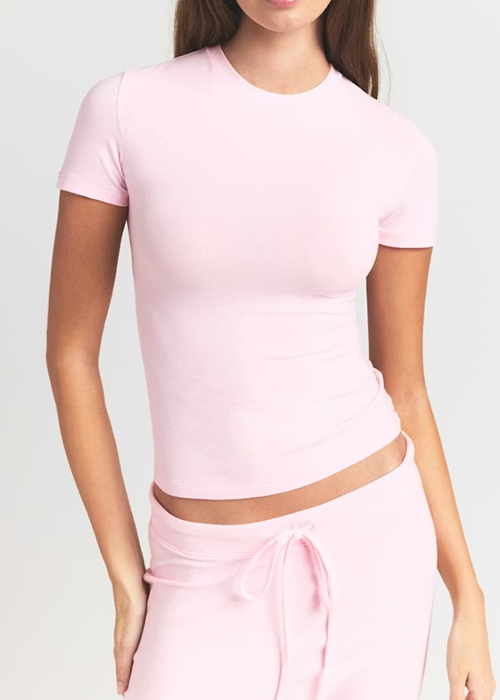 Custom-made long-sleeved sports top