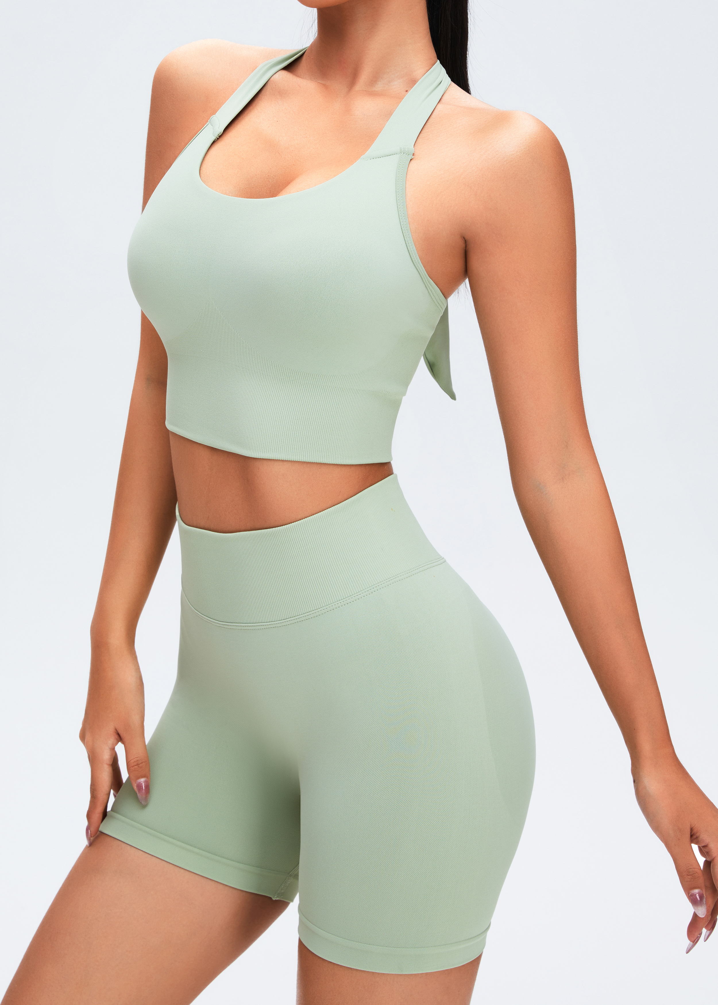 Customized seamless sports bra nude straps