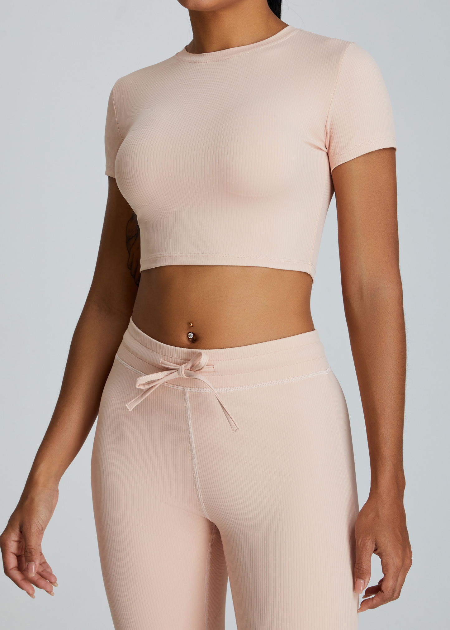 Customized Slim Short Yoga Wear Threaded Short Sleeve Top