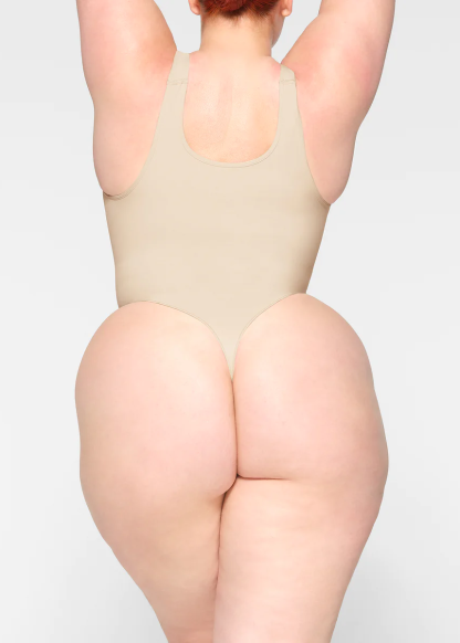 customizable scoop neck thong bodysuit 