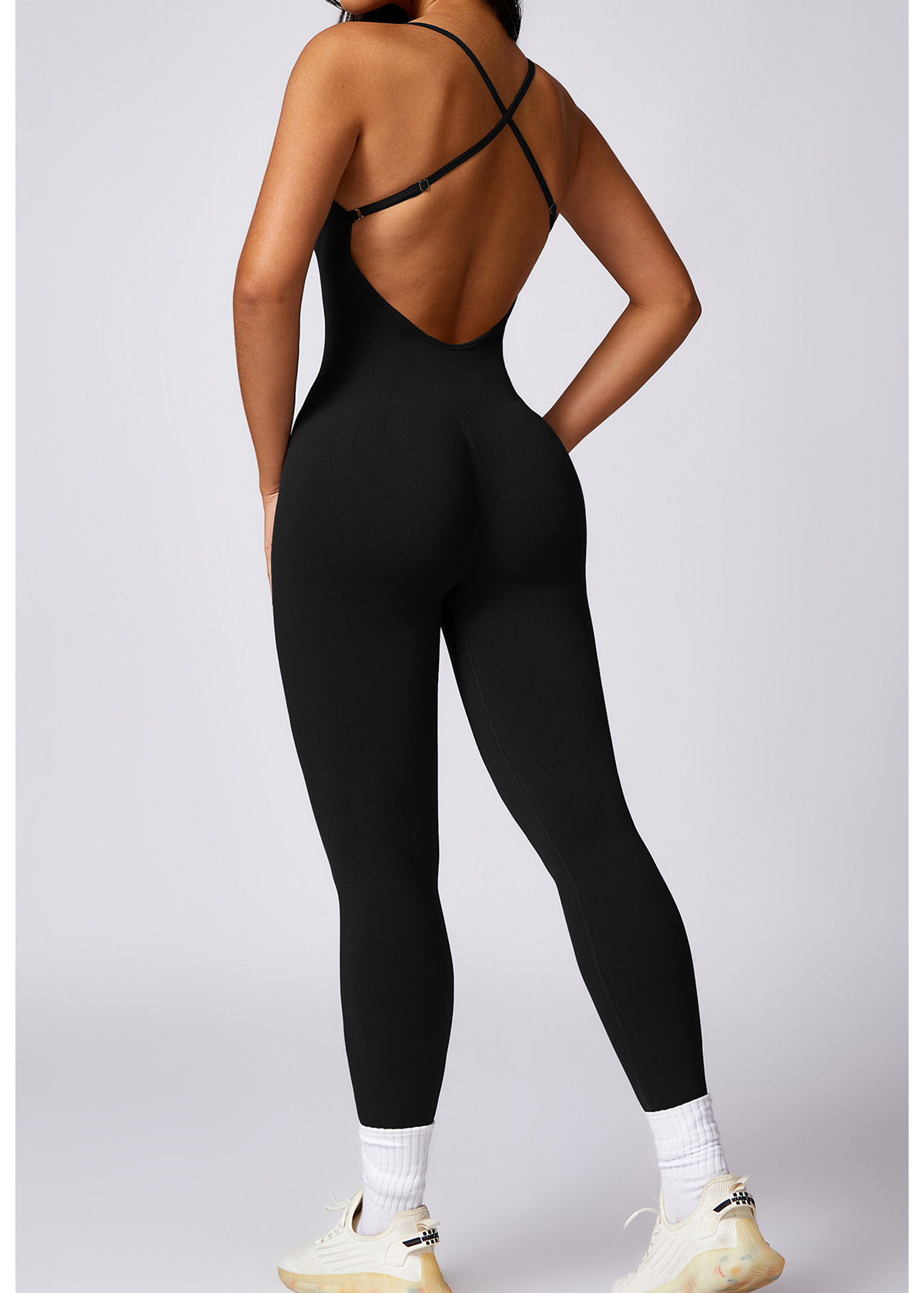 Customized Seamless One-piece Yoga Wear with Chest Pad