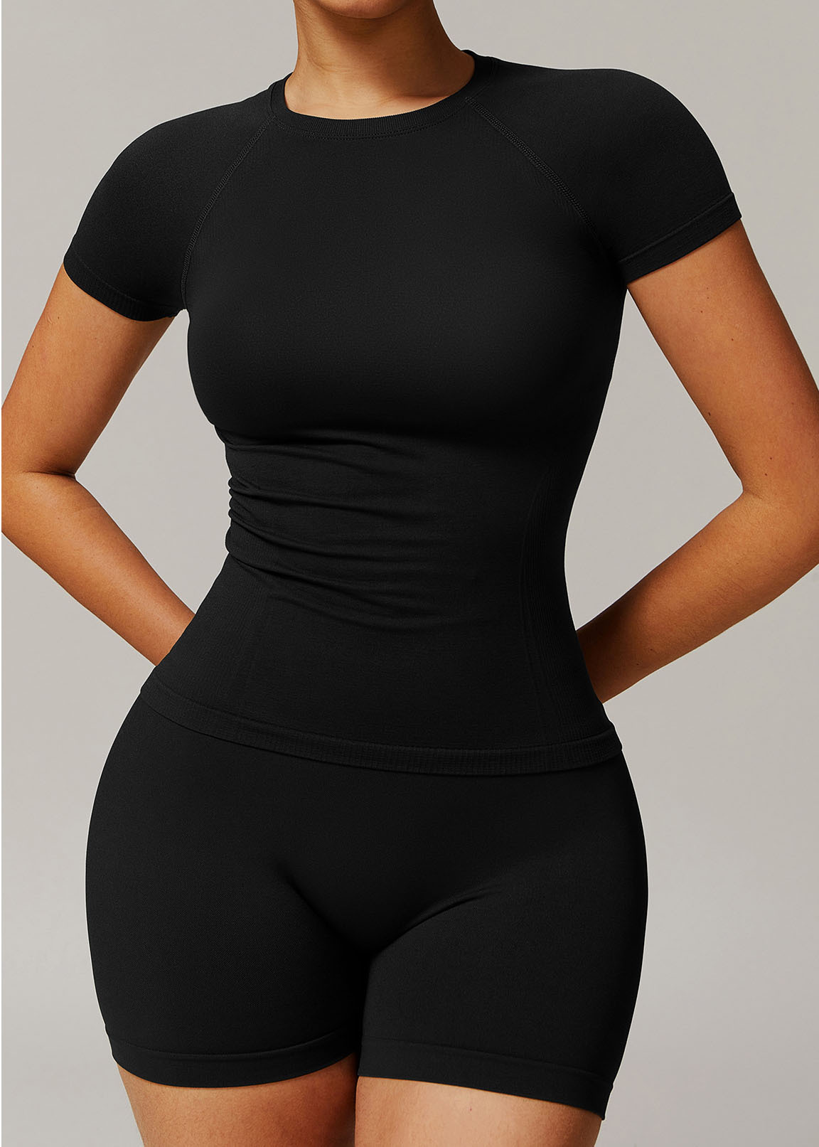 Customized Seamless short-sleeved T-shirt yoga wear