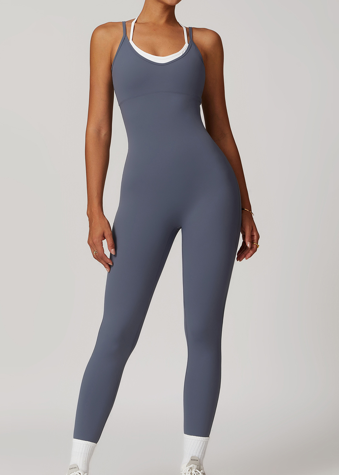 Customized Fake two-piece contrast color suspender sports jumpsuit