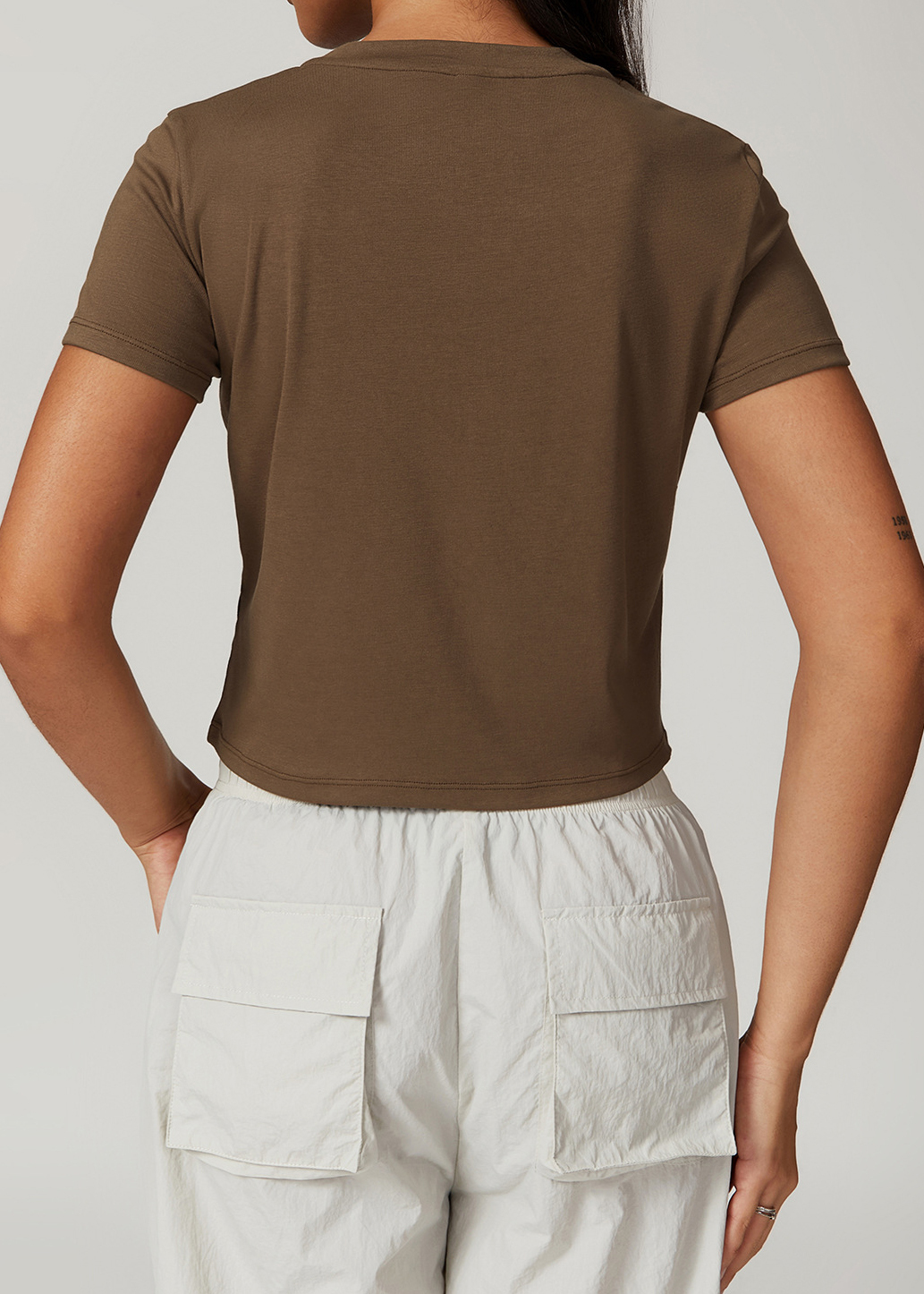 Customized Eco-friendly anti-bacterial quick-drying yoga short sleeves