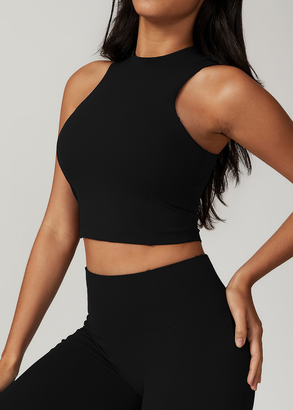 Customized Shock-absorbing high-strength quick-drying sports undershirt