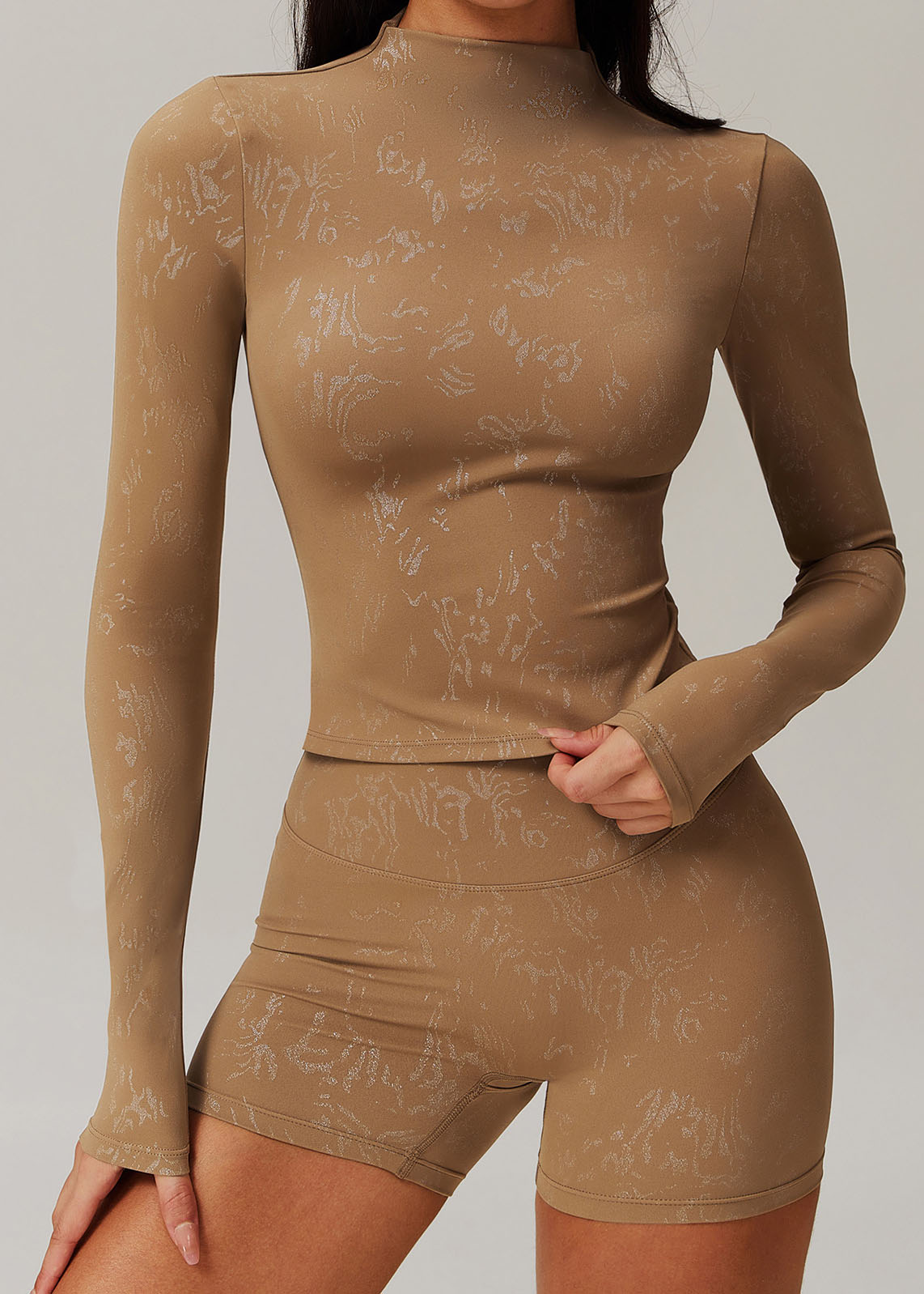 Customized Quick-drying hot stamping yoga long sleeves