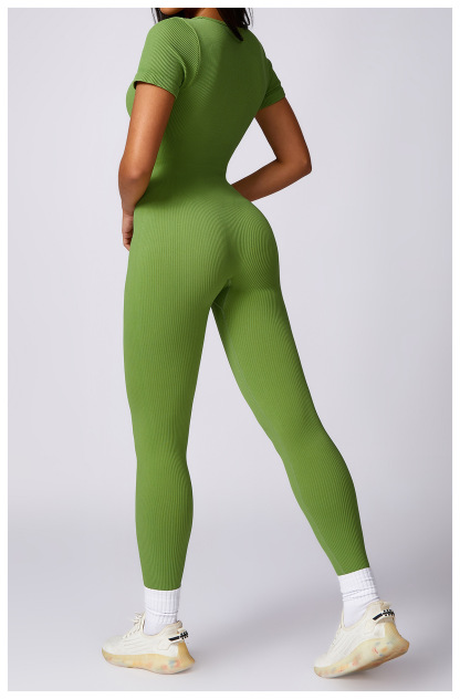 Customized Tight Seamless One-piece Yoga Wear