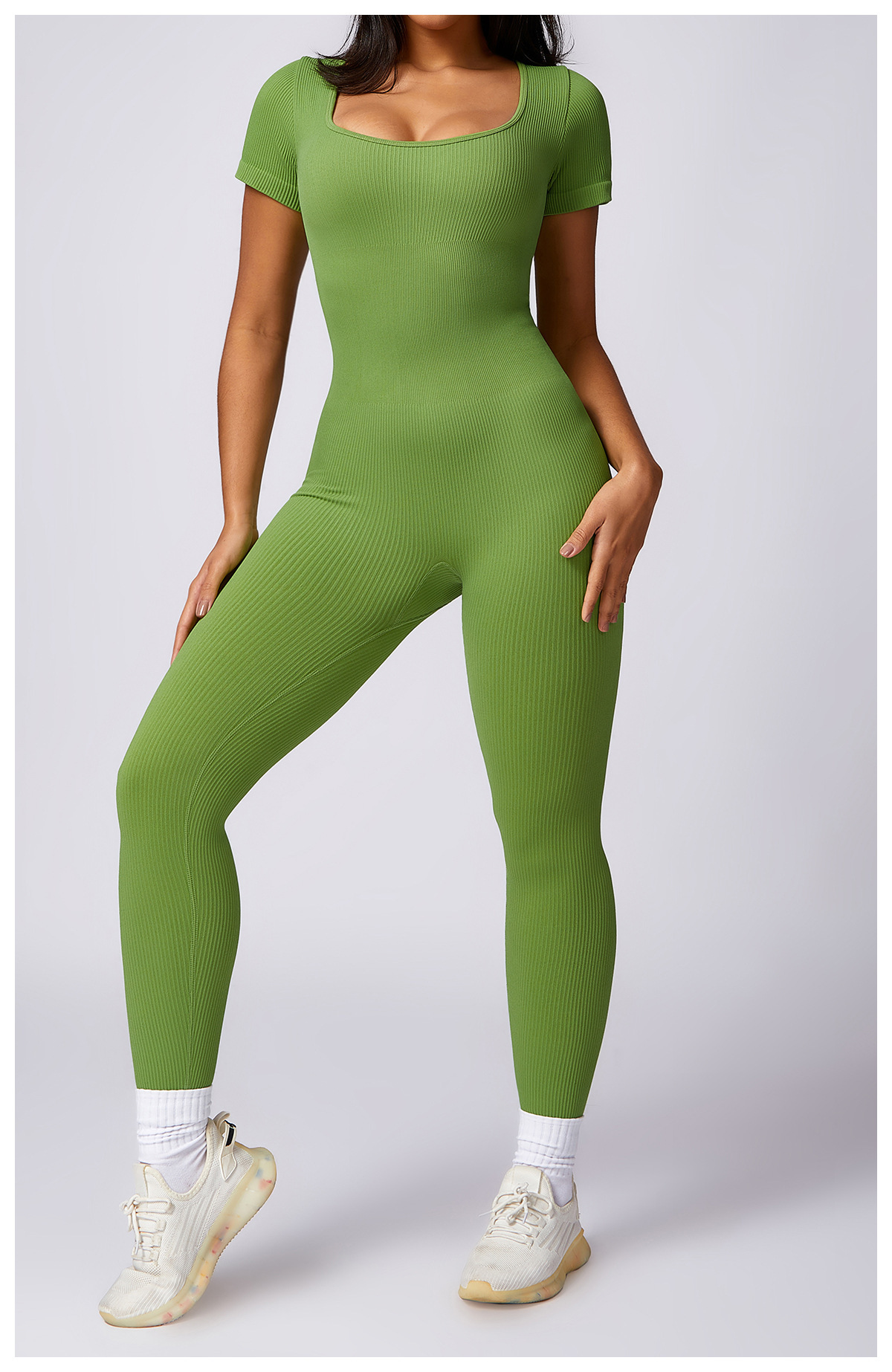 Customized Tight Seamless One-piece Yoga Wear