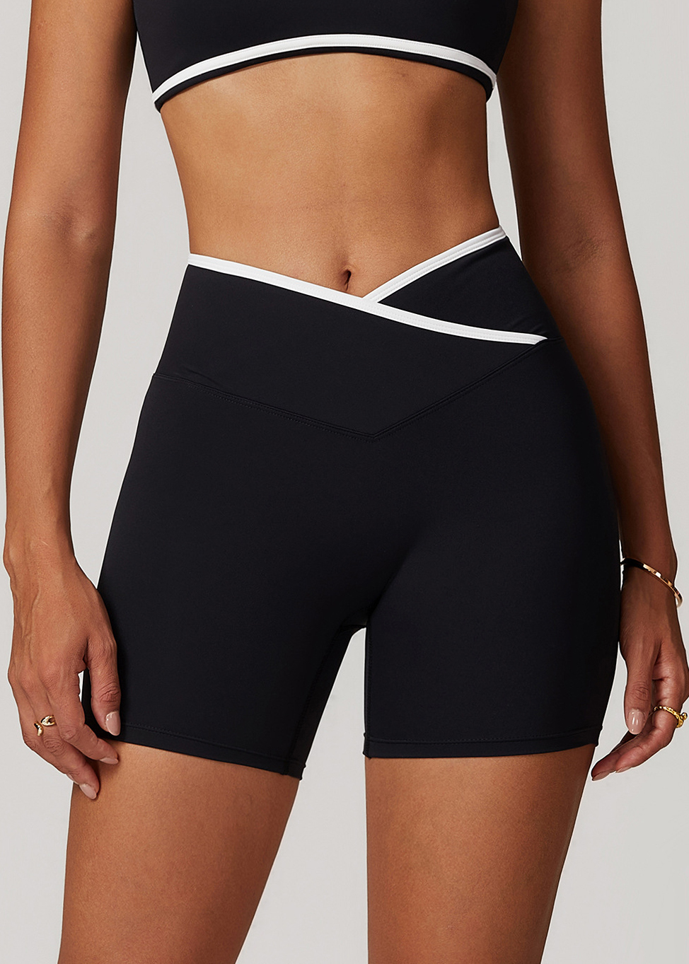 Customized Crossover High Waist Yoga Shorts