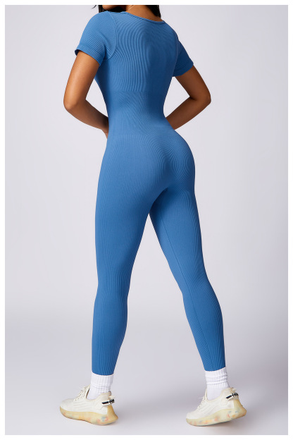 Customized Tight Seamless One-piece Yoga Wear
