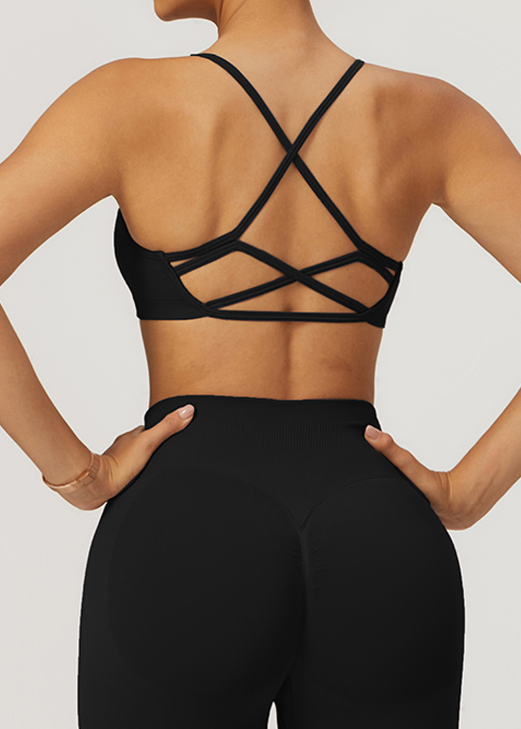 Customized Seamless Cross Back Yoga Bra
