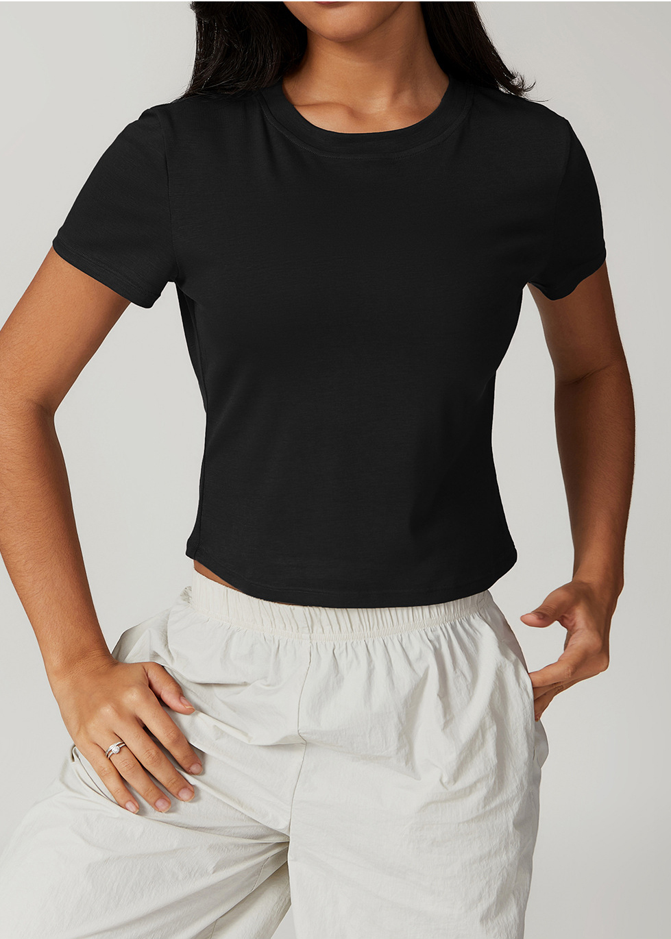 Customized Eco-friendly anti-bacterial quick-drying yoga short sleeves