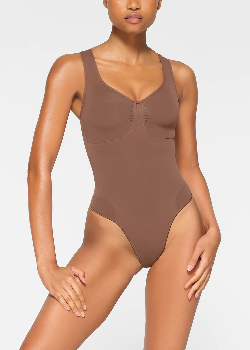 customizable scoop neck thong bodysuit 