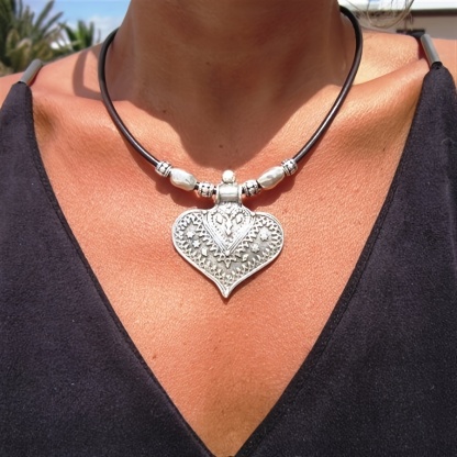 Silvery Boho Heart Pendant Necklace