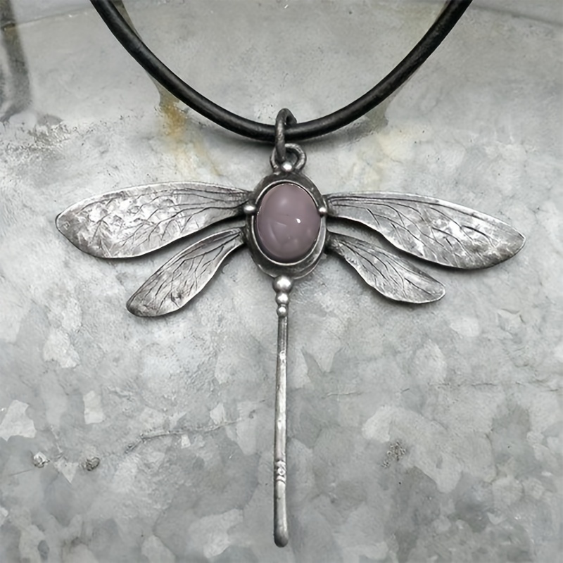 Vintage Dragonfly Shape Inlaid Gemstone Fashion Pendant Necklace