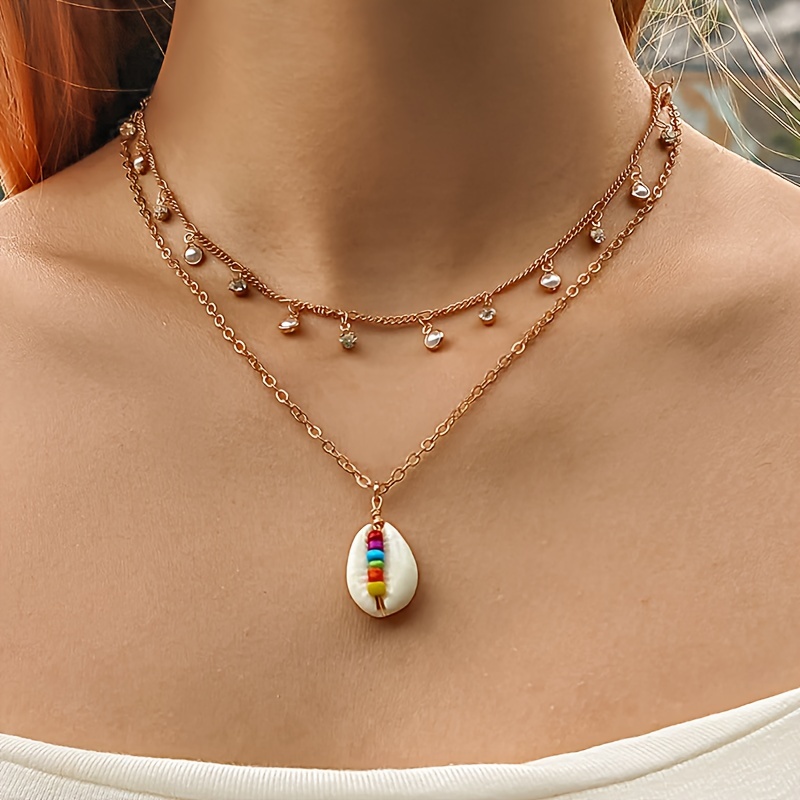 Boho style shell pendant necklace