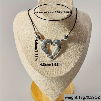 Minimalist Hollow Heart Pendant Necklace 