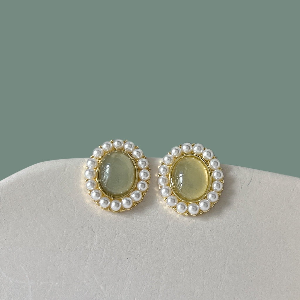 Oval Green Pearl Stud Earrings-canovaniajewelry