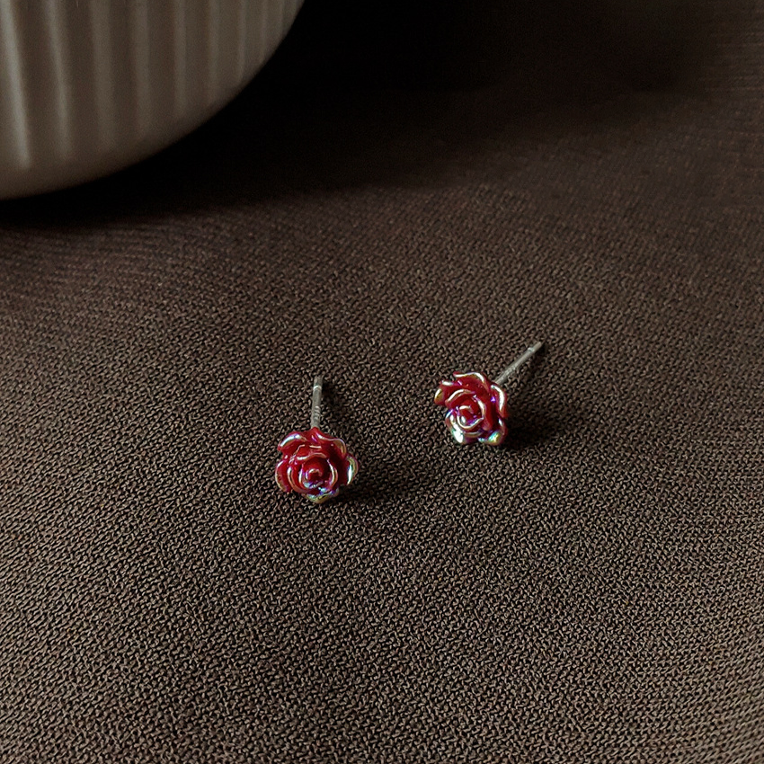 Red small rose earrings-canovaniajewelry