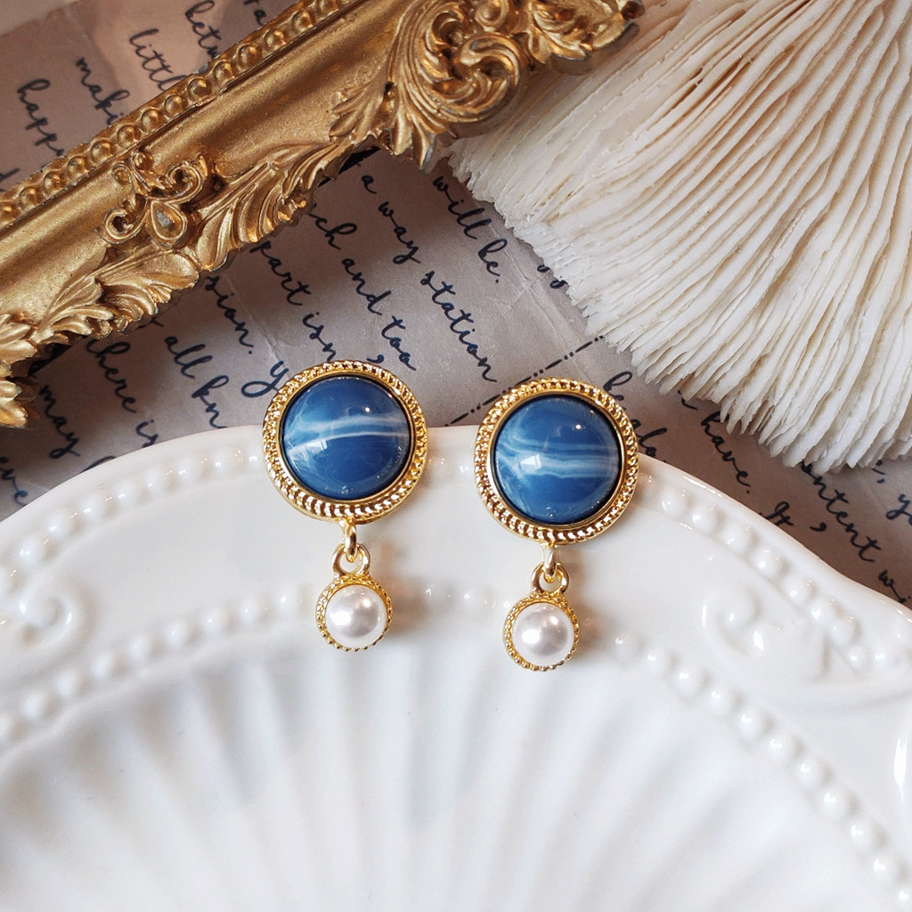 Blue Round Pearl Stud Earrings-canovaniajewelry