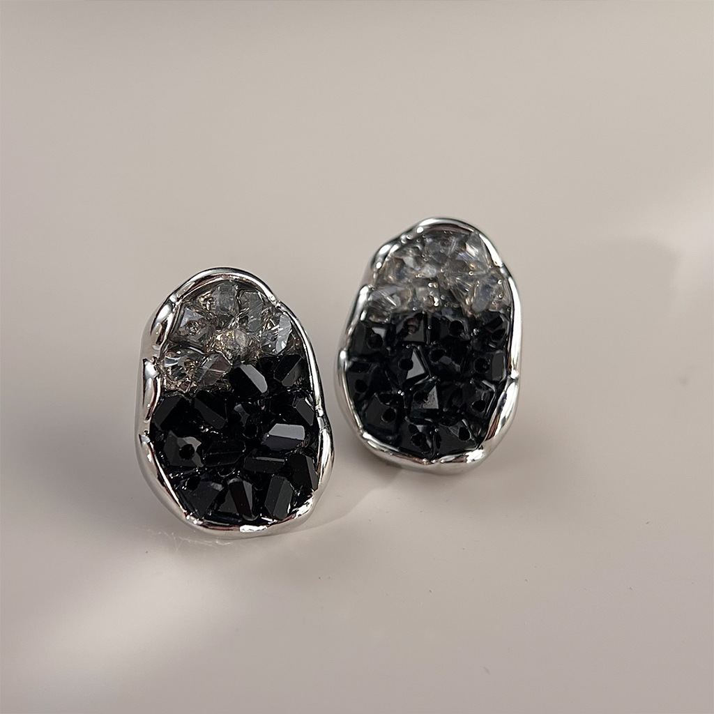 Black glass crystal earrings-canovaniajewelry
