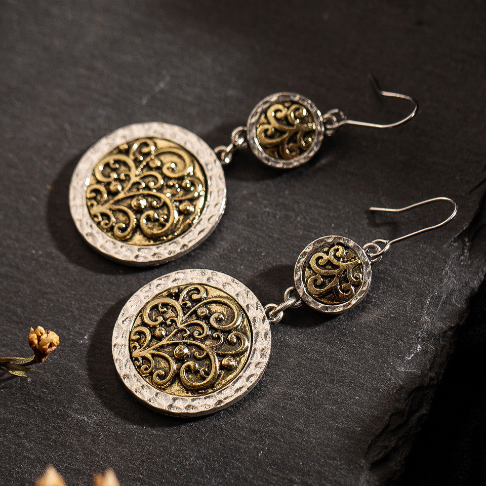 Vintage alloy hollow carved gold and silver earrings-canovaniajewelry