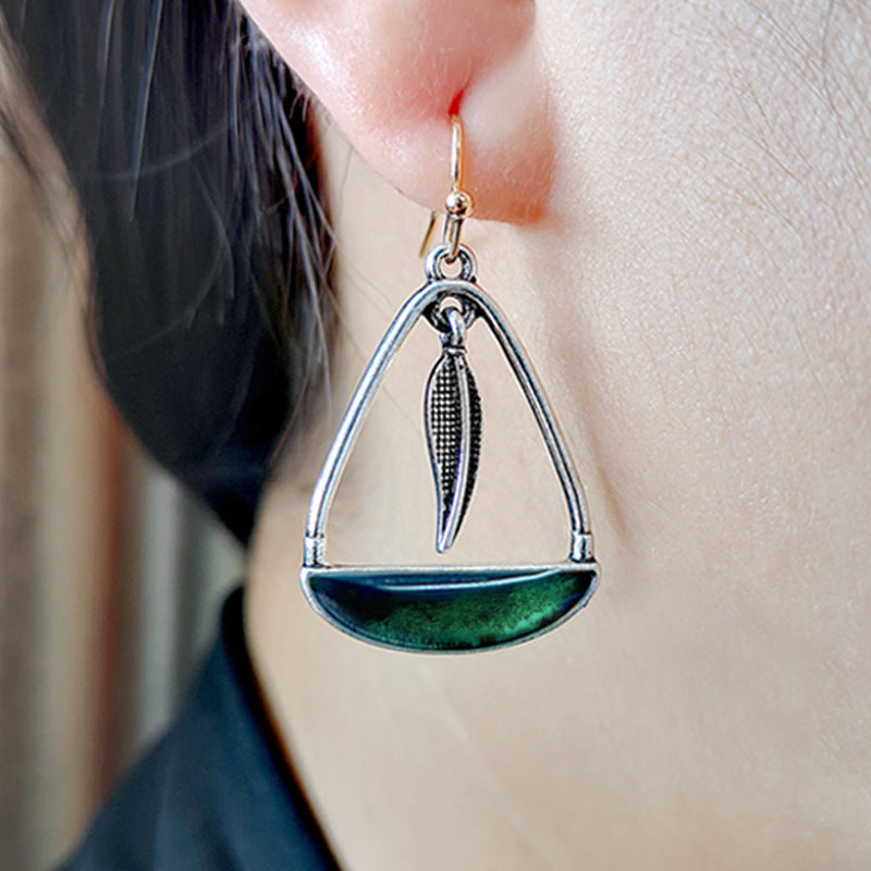 Lock shaped leaf colored glass earrings-canovaniajewelry