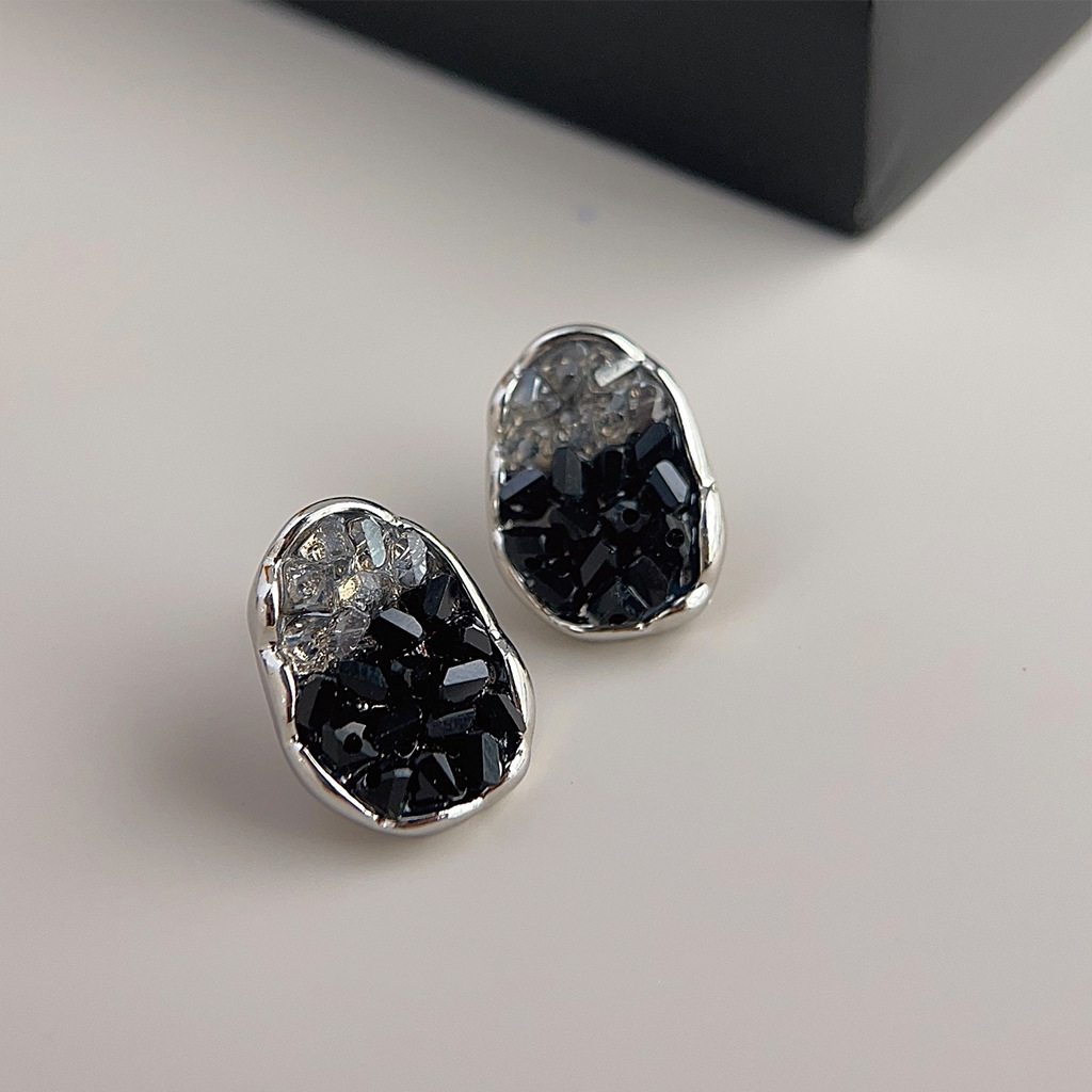 Black glass crystal earrings-canovaniajewelry