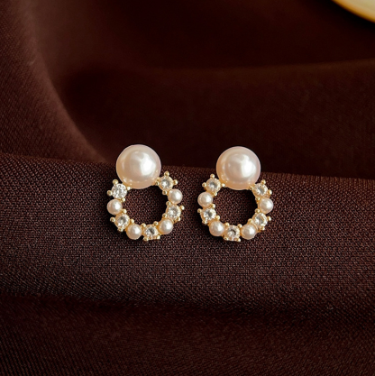 Simple round geometric zircon stud earrings-canovaniajewelry
