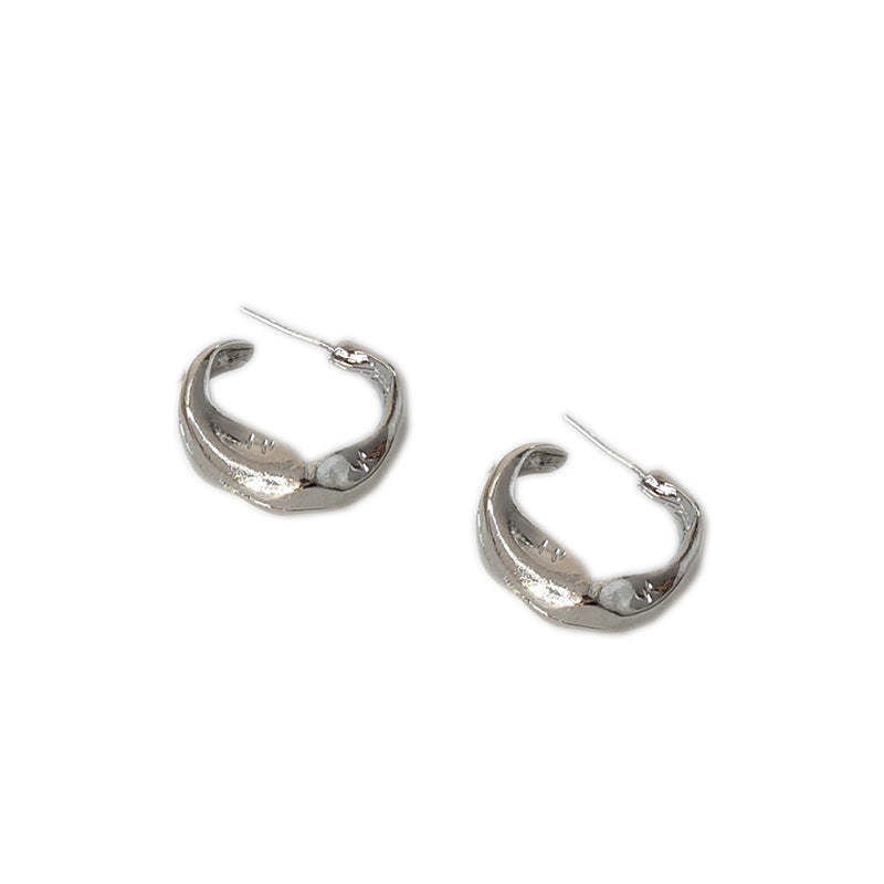 Silver C-shaped earrings-canovaniajewelry