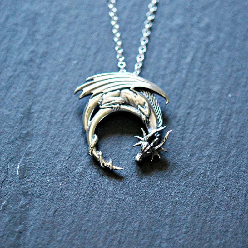 Game of Thrones Necklace A Song of Ice and Fire Necklace Personalized Retro Targaryen Dragon Pendant