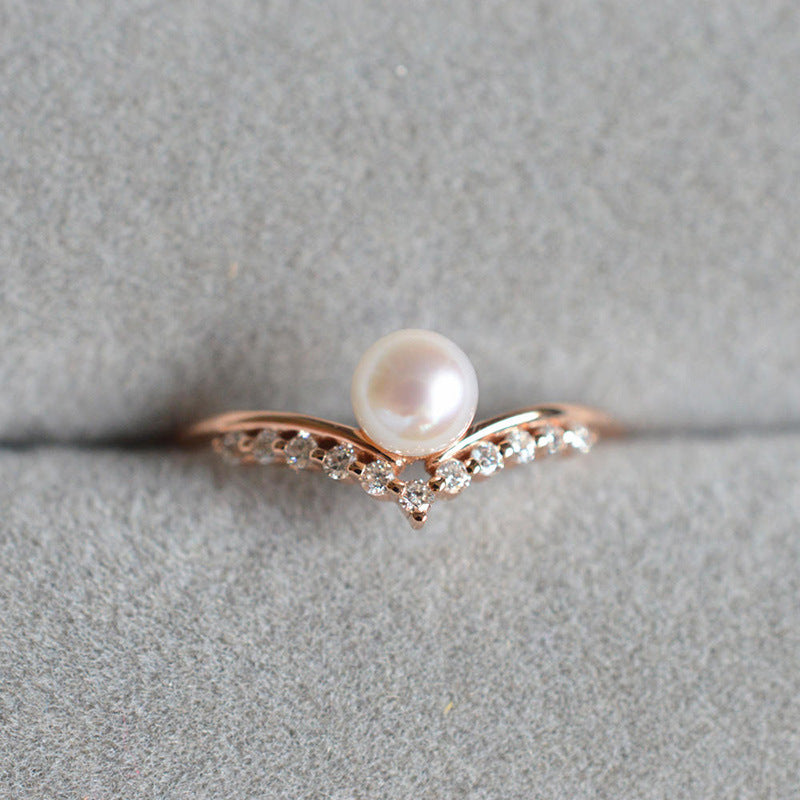 Simple V-shaped pearl ring-canovaniajewelry