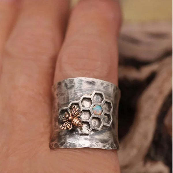 Bee Band Ring-canovaniajewelry