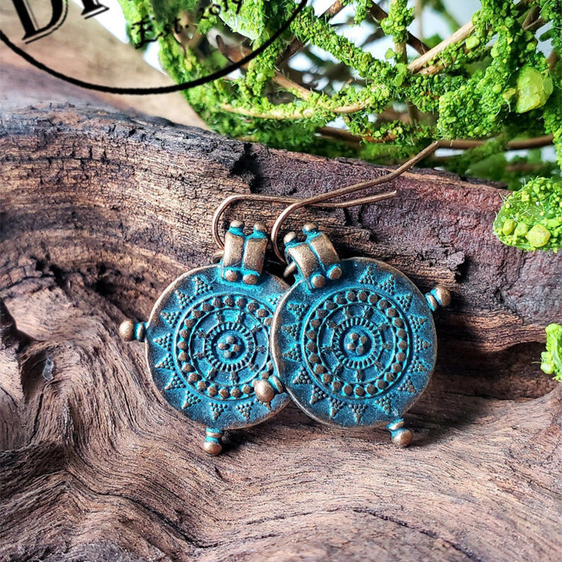 Vintage geometric roulette shaped carved earrings-canovaniajewelry
