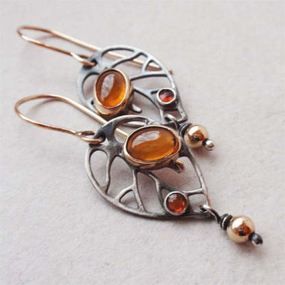 Hollow out leaf earrings-canovaniajewelry