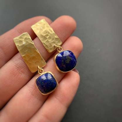 Vintage alloy inlaid lapis lazuli earrings-canovaniajewelry