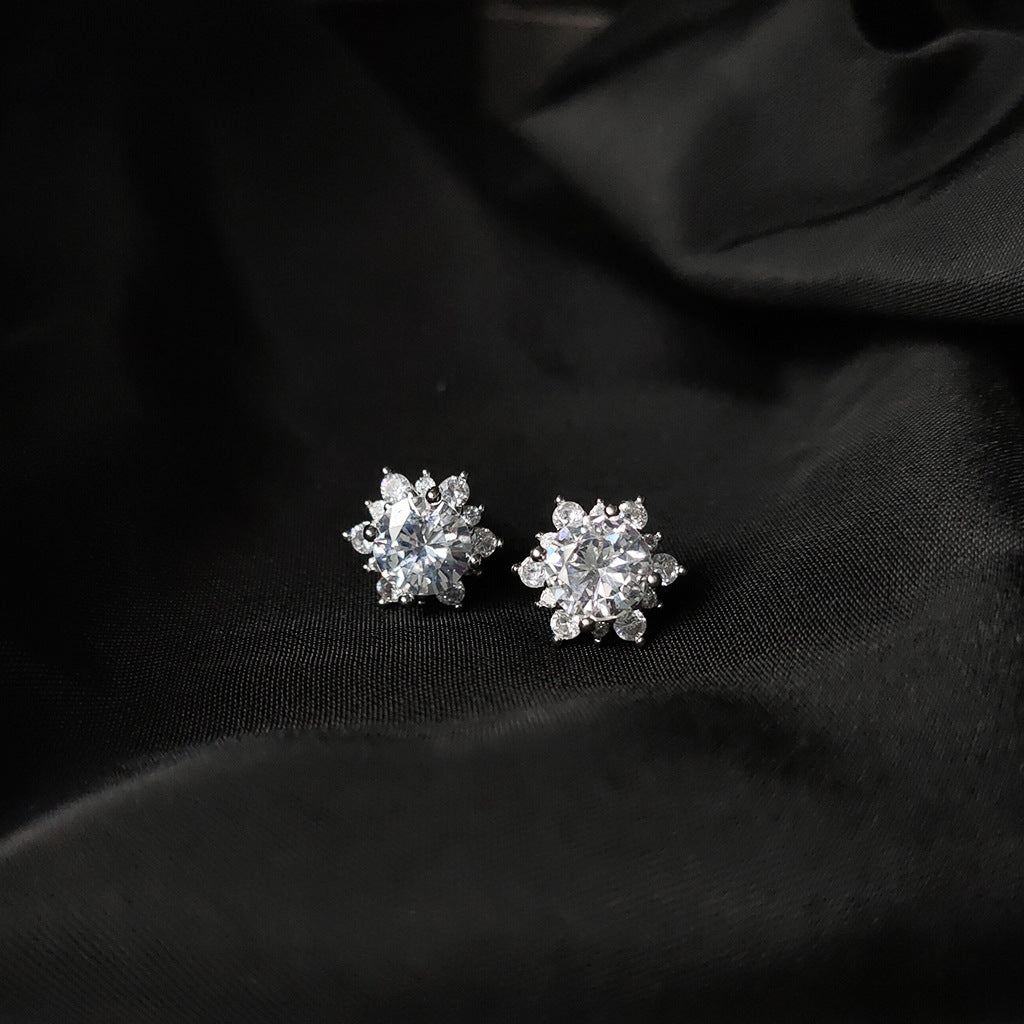 925 Silver Needle Micropaved Zirconia Stud Earrings-canovaniajewelry