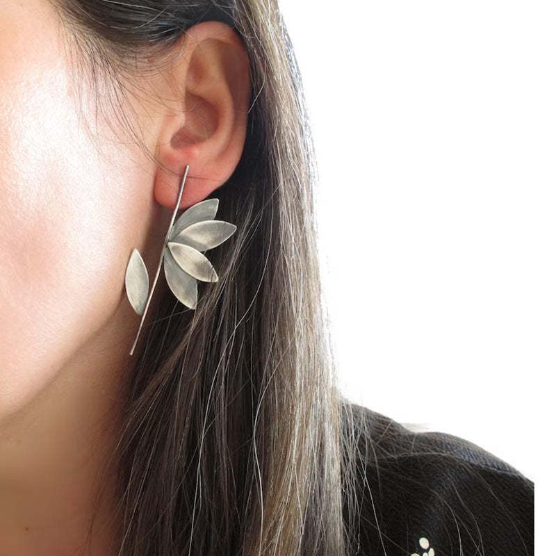 Retro Alloy Leaf Earrings-canovaniajewelry