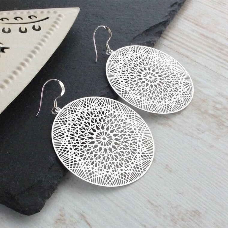 Bohemian Hollowed out Hoop earrings-canovaniajewelry