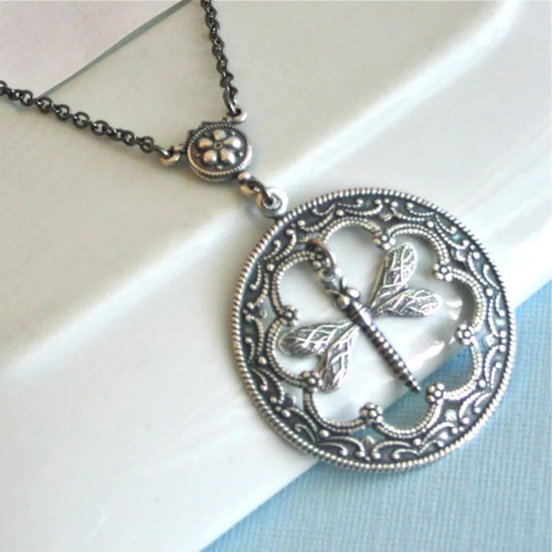 Vintage Bohemian Dragonfly Pendant Necklace Women's Fashion