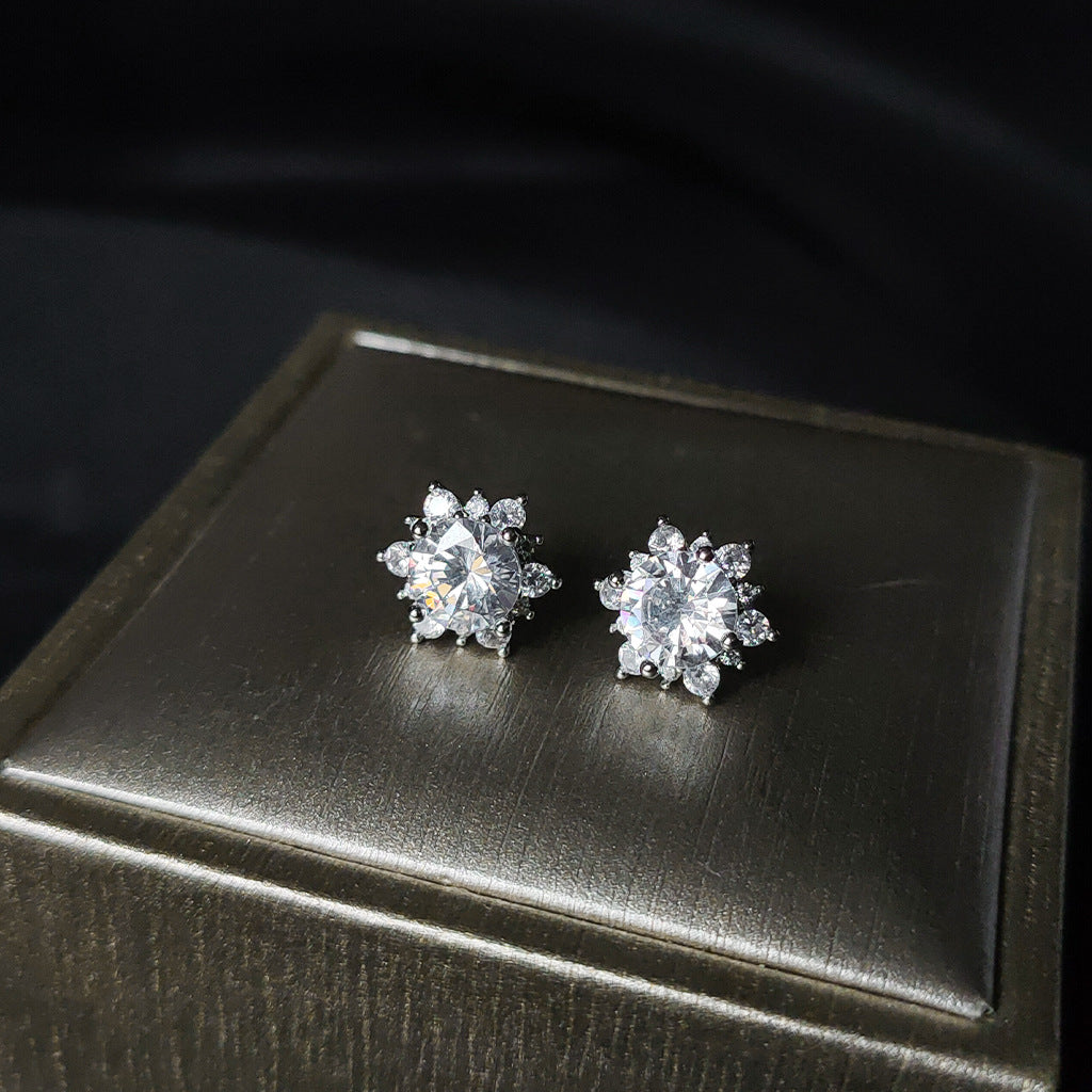 925 Silver Needle Micropaved Zirconia Stud Earrings-canovaniajewelry