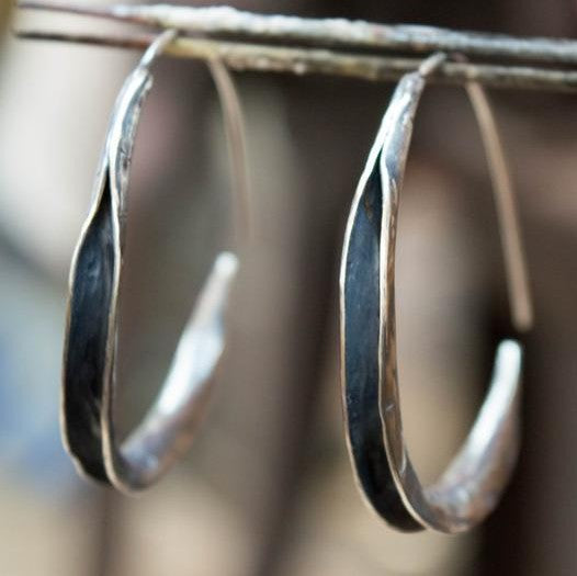 style large circle simple earrings-canovaniajewelry