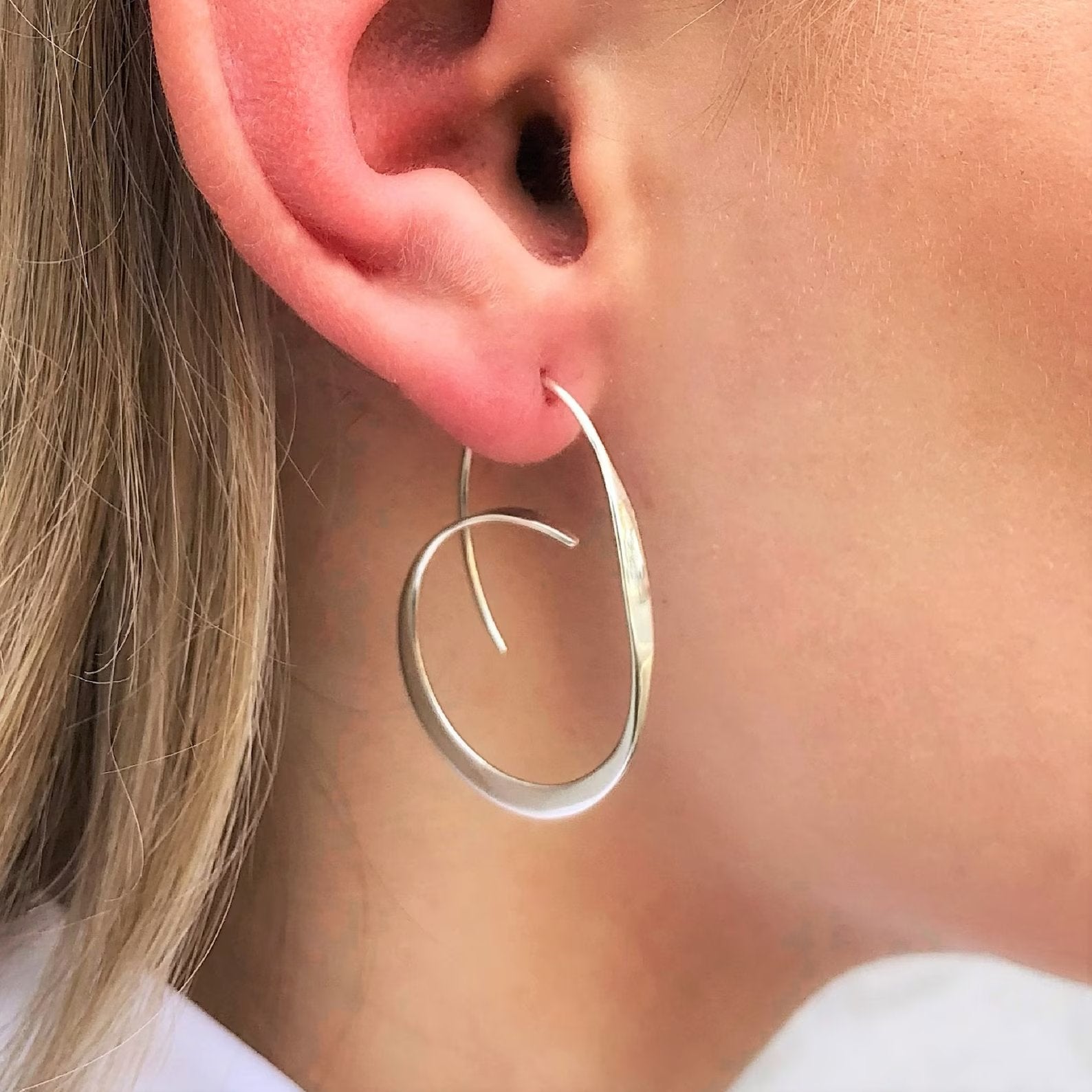 Fashion Spiral Large Hoop Earrings-canovaniajewelry