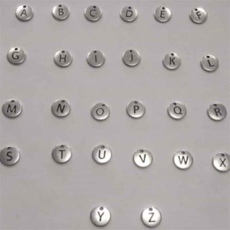 Travel elephant-birthday gift idea for a friend