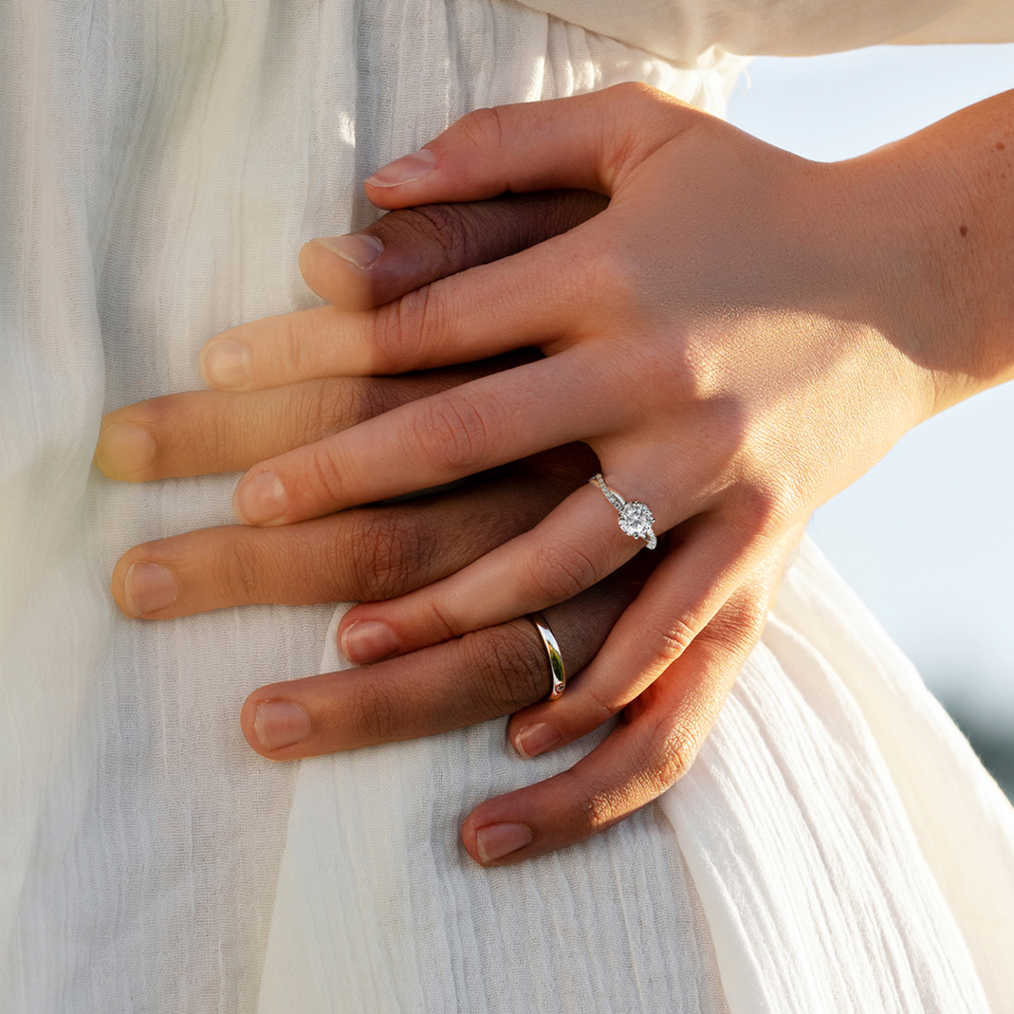 MomentWish Promise Ring for Women,1 Carat Moissanite Engagement Rings for Her S925 Sterling Silver, Simulated Diamond Twisted Vine Rings-Size 7