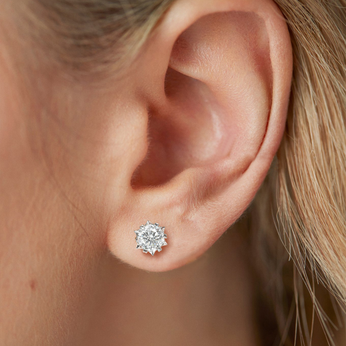 MomentWish Moissanite Earrings Snowflake Stud Earrings