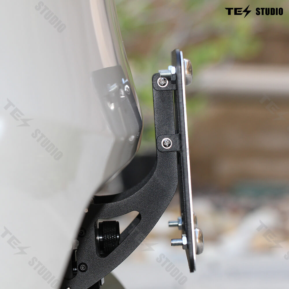 Tesstudio Model 3/Model Y License Plate Frame with Key Lock - Secure and Stylish